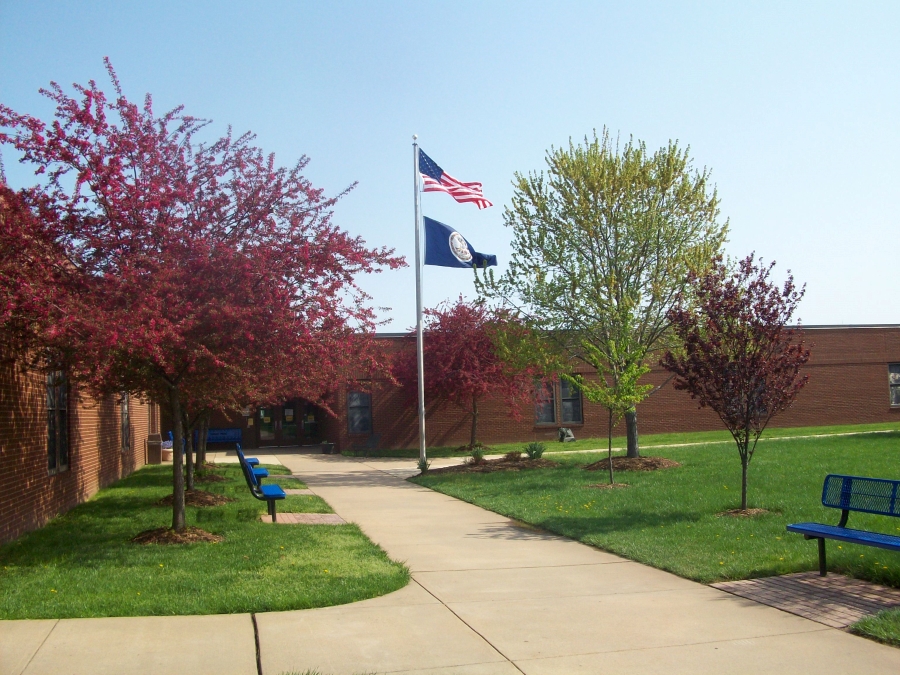 Front of Mountain View Elementary School